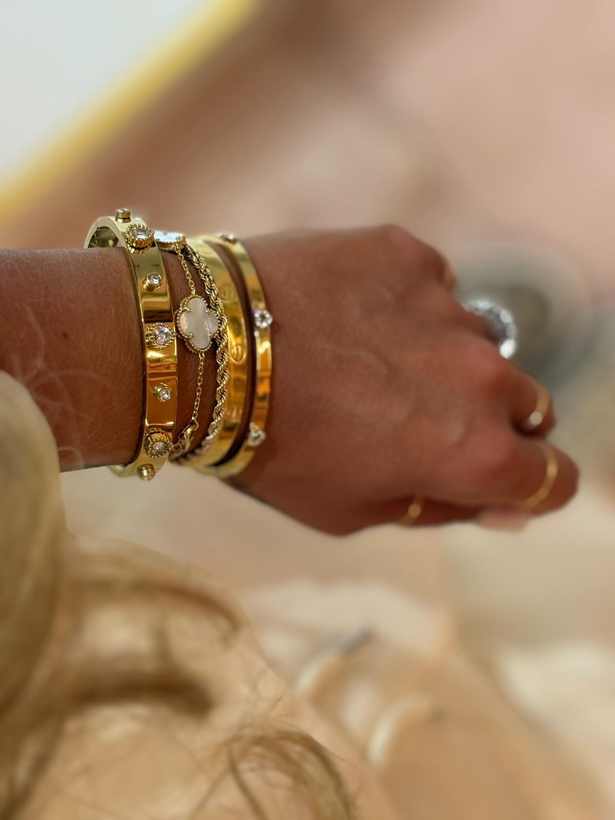 Bracciale Rigido Con Cuori Small ♥