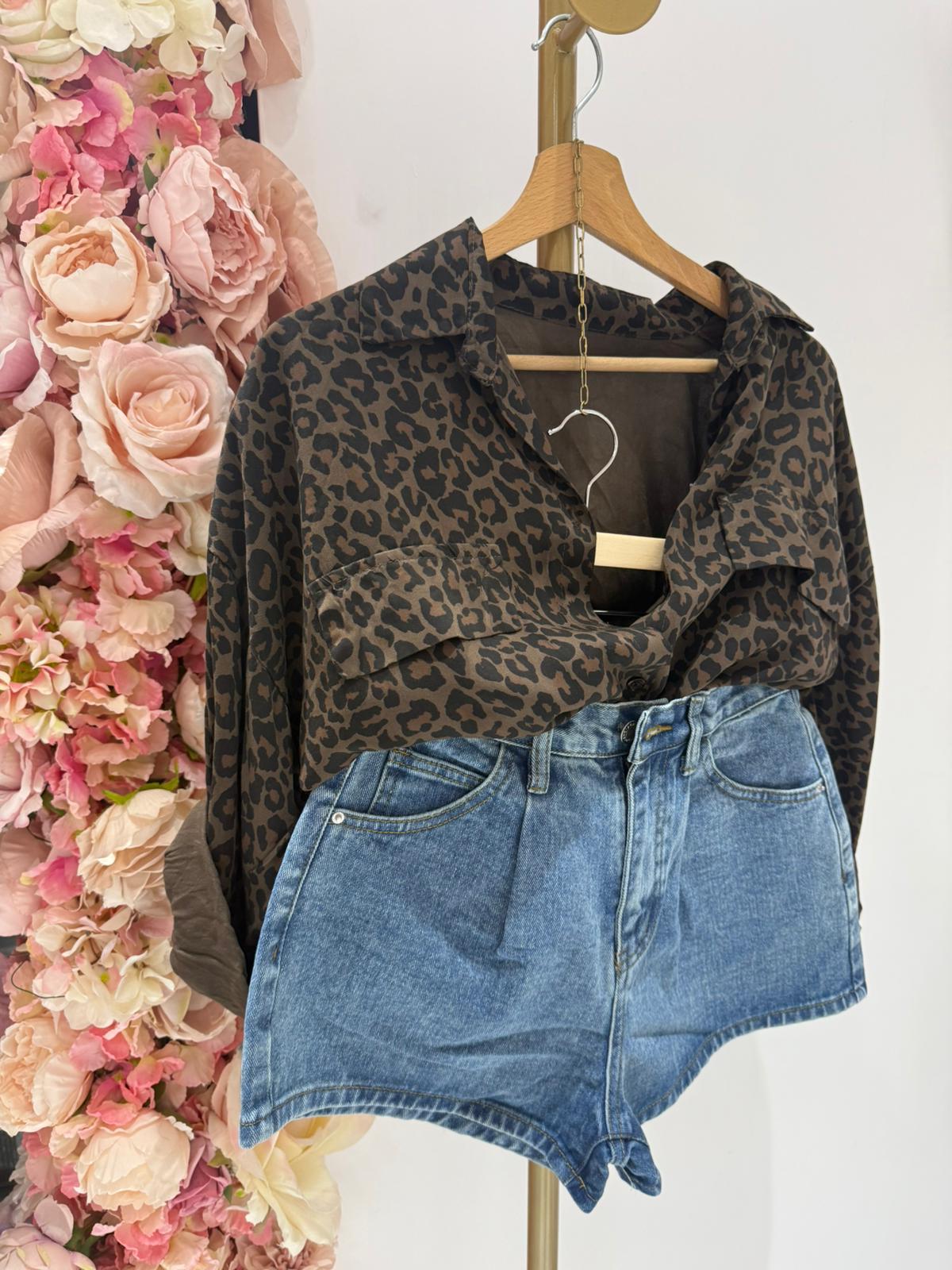 SHORT BY MOCHY SALDI!