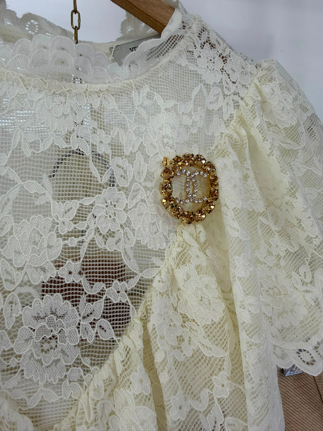 Spilla Grande Beige