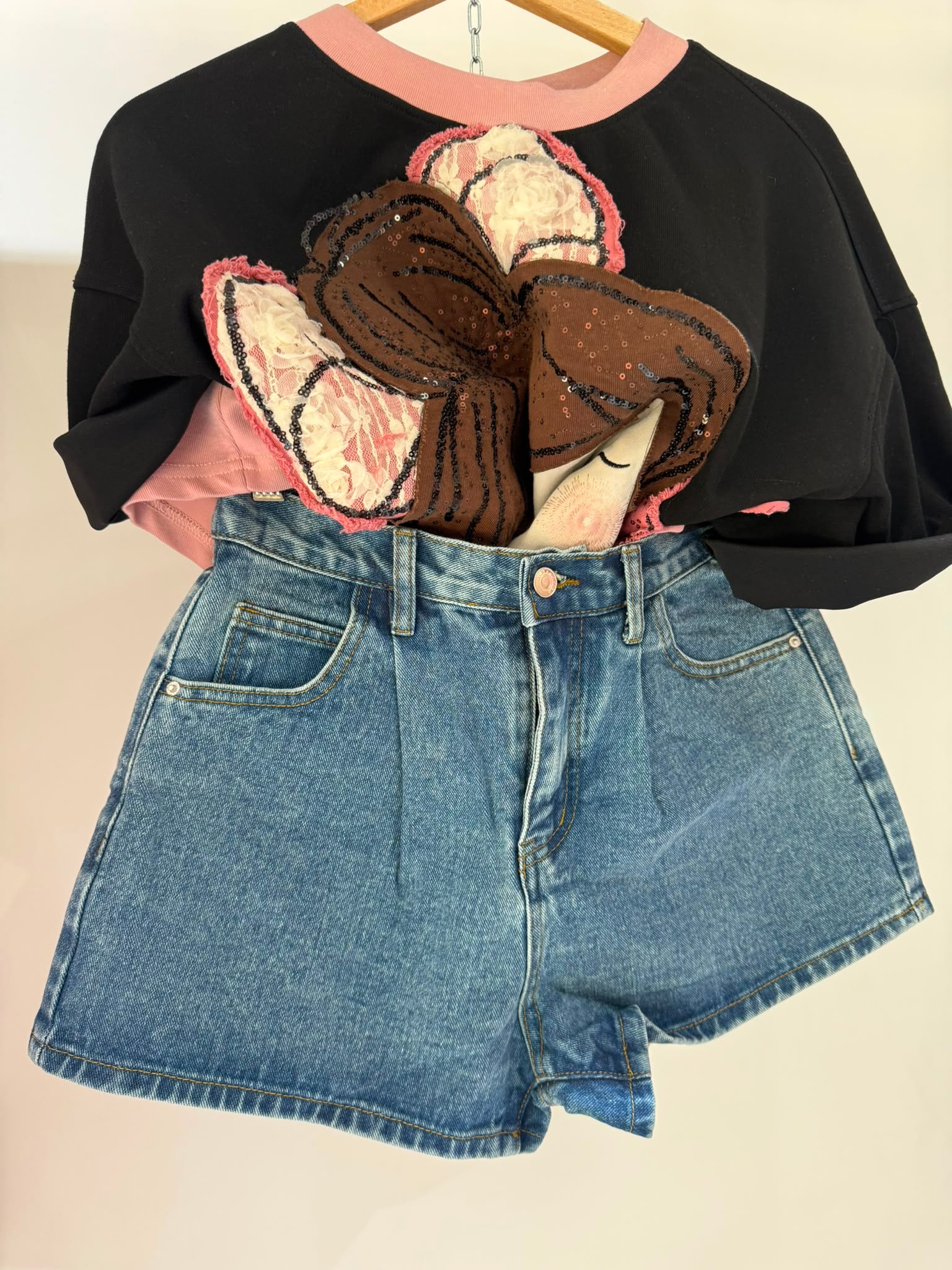 SHORT BY MOCHY SALDI!