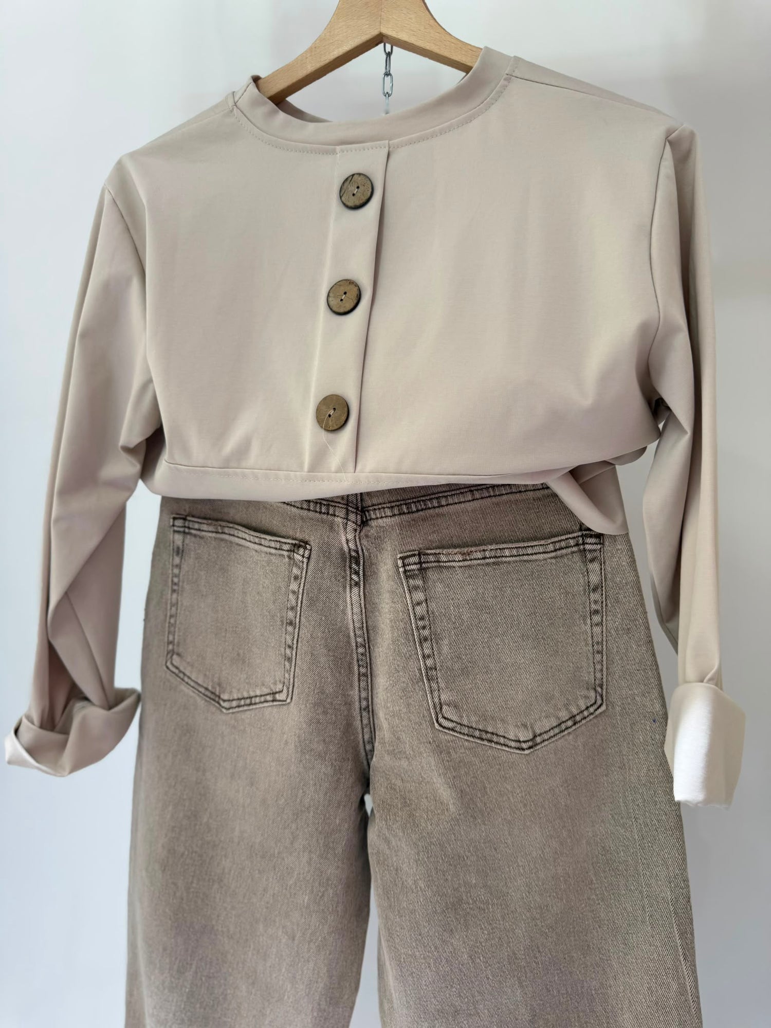 BLUSA BEIGE BOTTONCINI