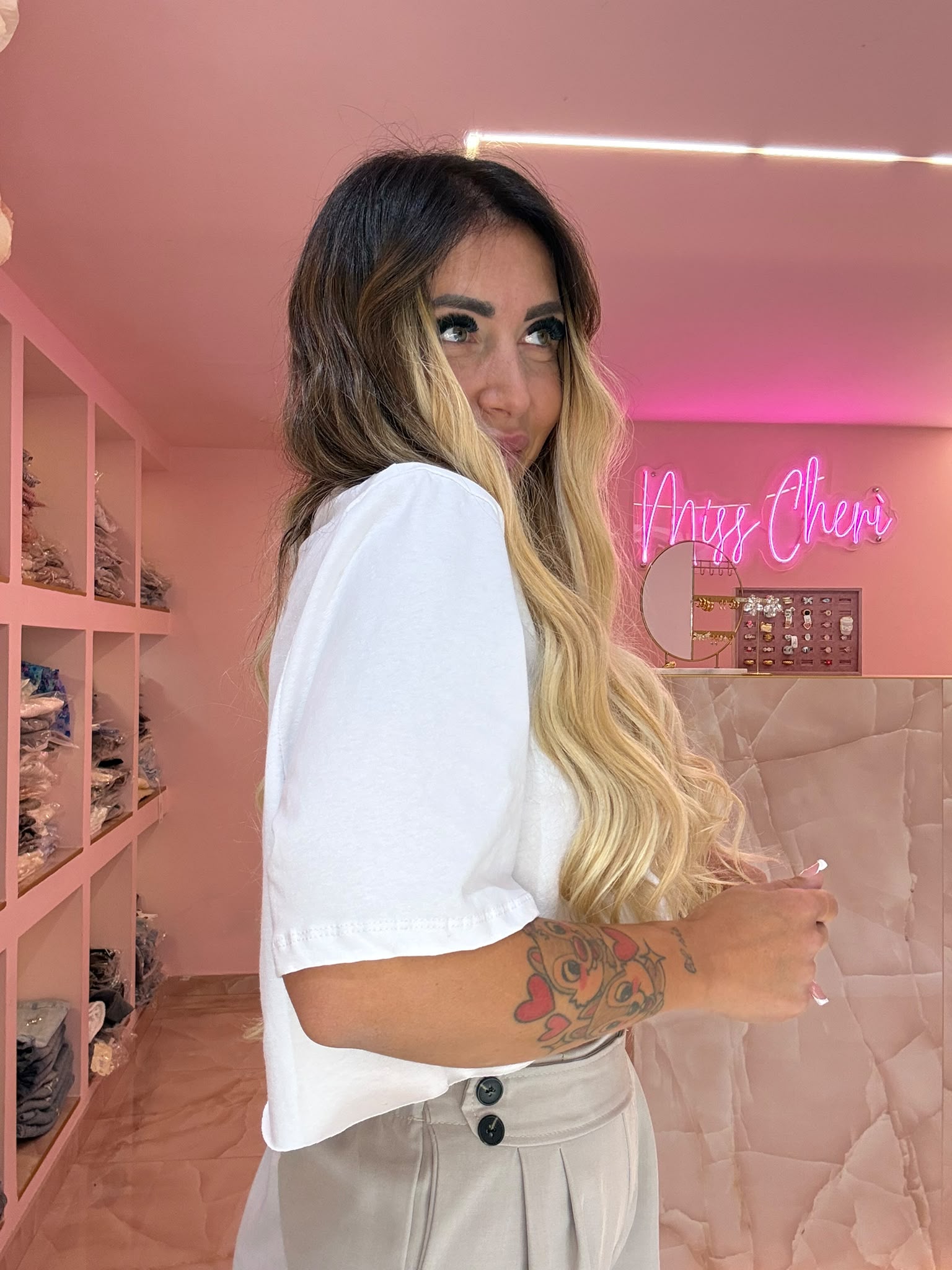 Shirt Crop Spallina Taglio Vivo ♥