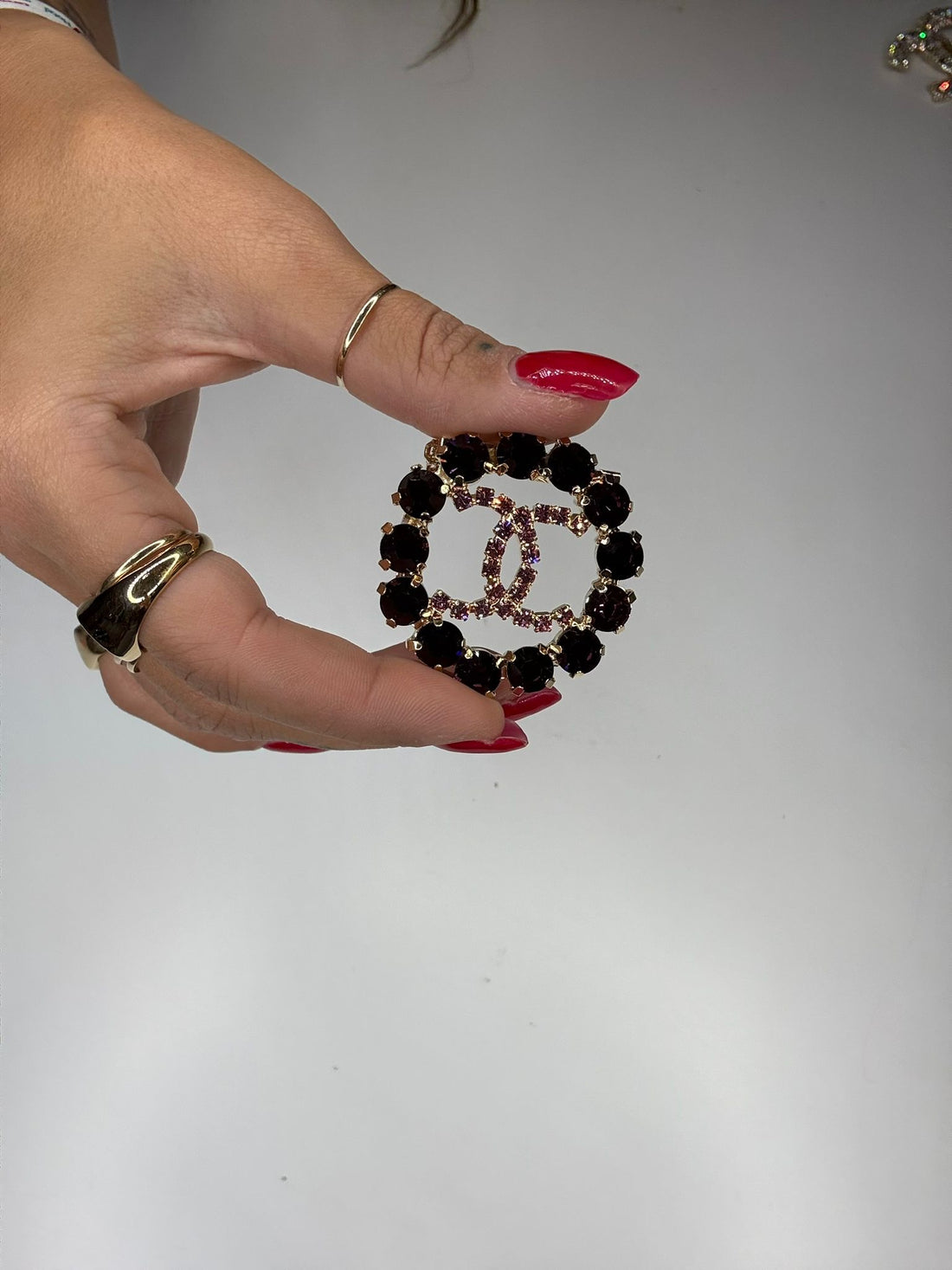 Spilla CC Strass Bordo&